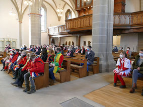 Heilige Messe mit karnevalistischem Ambiente (Foto: Karl-Franz Thiede)